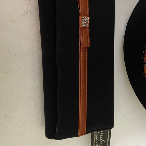 Gorgeous NWT Dress Hat/ Church Hat w/matching Clutch by Fifth Sunday Gorgeous NWT Dress Hat/ Church Hat w/matching Clutch by  main image 3